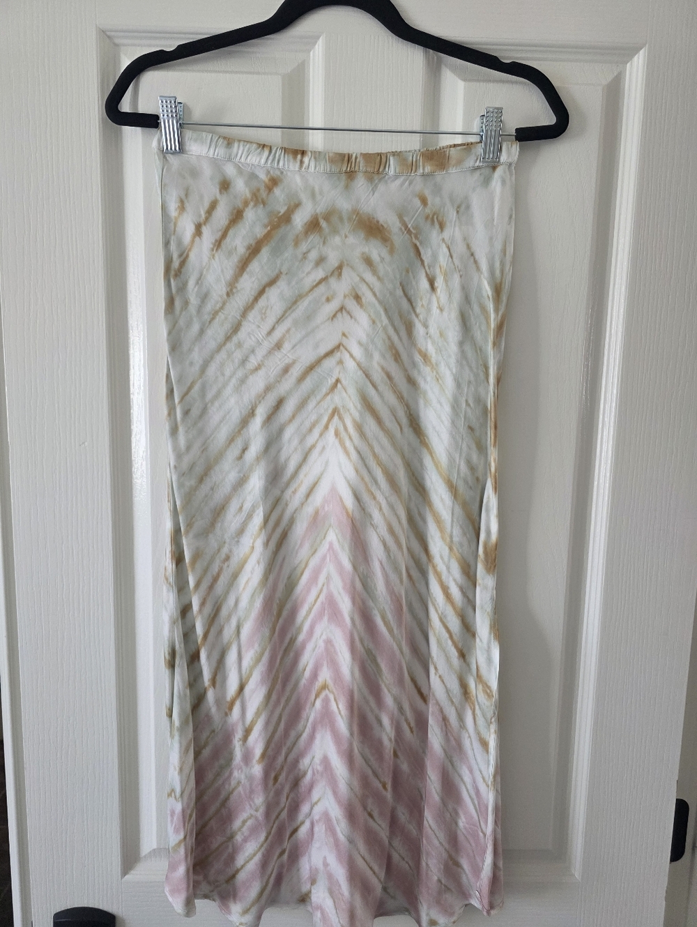 Soft Satin Midi Skirt – Pastel Chevron Print
